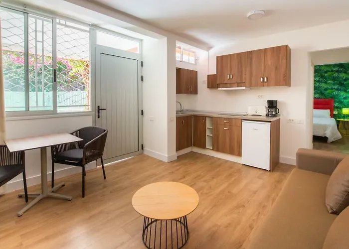 Artemisa Gay Men Only プラヤ・デル・イングレス